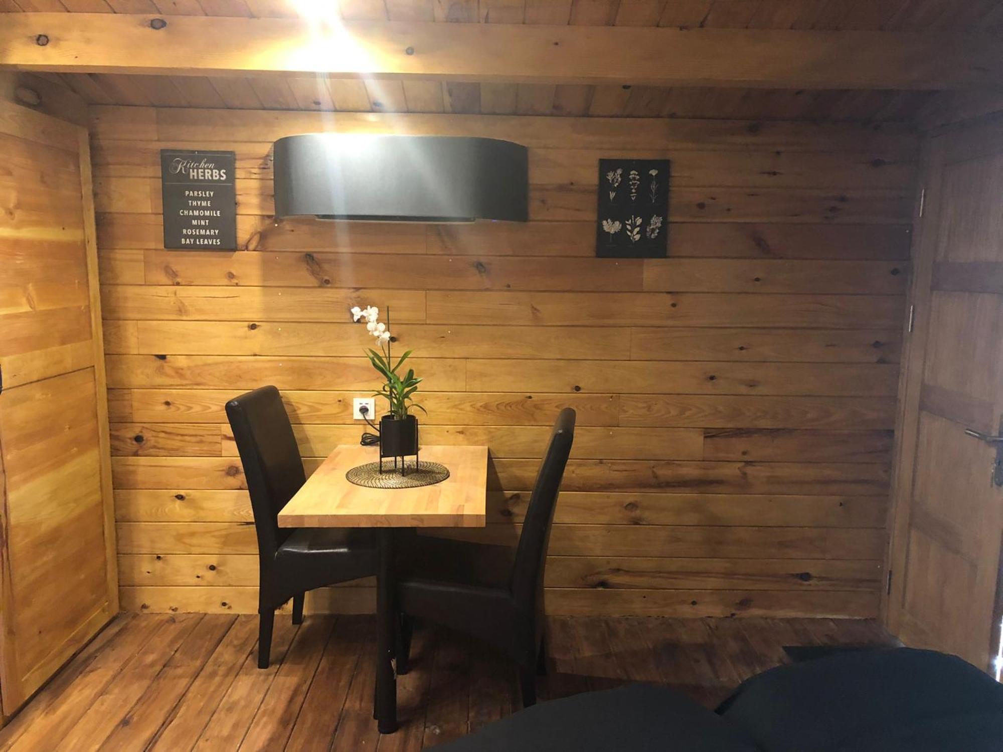 Chalet Mont Ventoux Et Chalet Vip Camaret-sur-Aigues Cameră foto